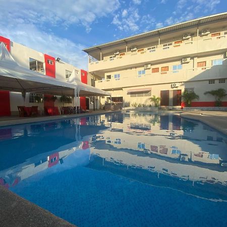 Hotel Pikeiro Blue マンタ エクステリア 写真